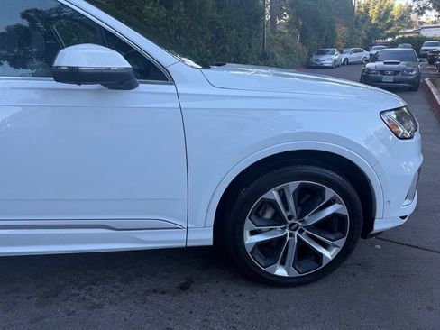 Used 2020 Audi Q7 3.0T Premium Plus w/ Premium Plus Package AWD/4WD image 3