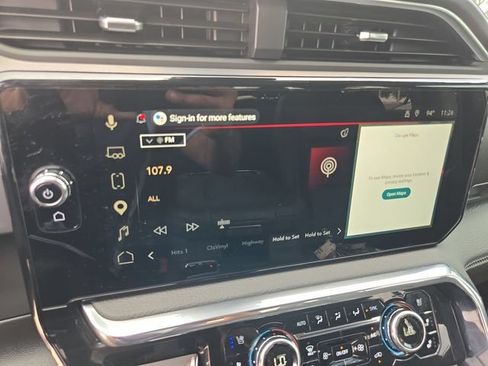 Used 2025 GMC Sierra 1500 Denali w/ Denali Reserve Package AWD/4WD image 13