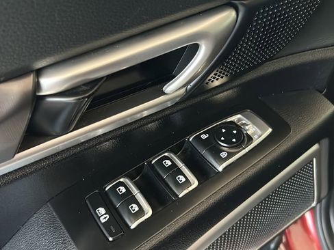 Used 2023 Kia Telluride S w/ S Sunroof Package image 18