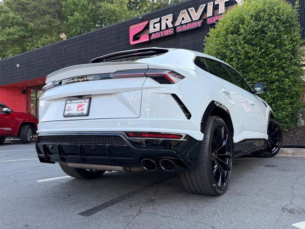 Used 2021 Lamborghini Urus AWD/4WD image 13