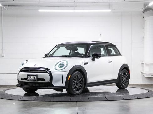 Certified 2023 MINI Cooper 2-Door Hardtop image 3