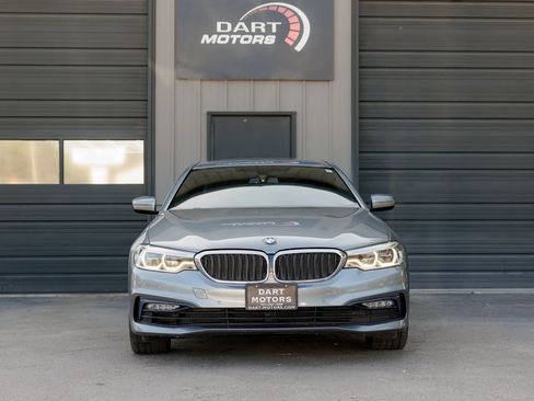 Used 2017 BMW 540i xDrive AWD/4WD image 2