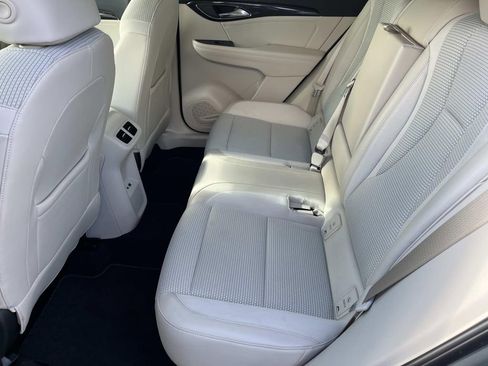 Used 2023 Buick Envision Preferred image 11