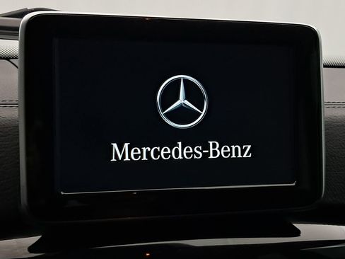 Used 2016 Mercedes-Benz G 550 image 19