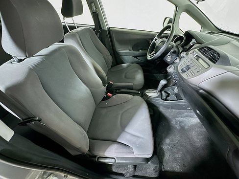 Used 2010 Honda Fit 5d Hatchback Base Auto image 25