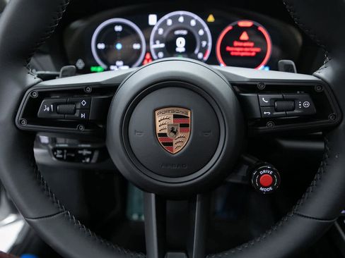 New 2026 Porsche 911 Carrera 4 GTS image 14