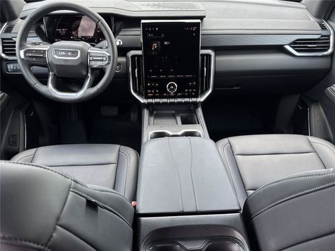 Used 2026 GMC Acadia Elevation w/ Black Edition FWD image 13