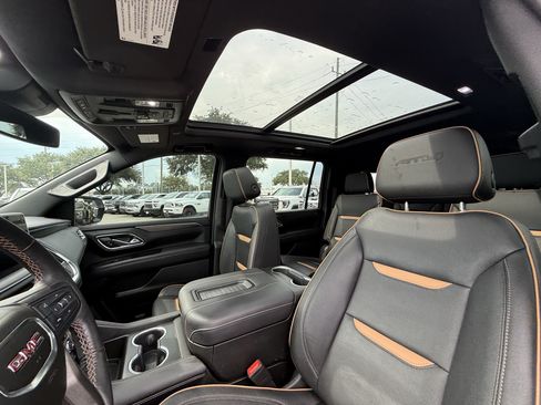 Used 2023 GMC Yukon XL AT4 w/ AT4 Premium Package AWD/4WD image 27