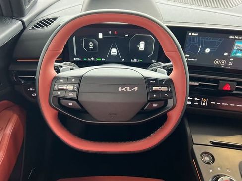 New 2026 Kia Sportage SX Prestige AWD/4WD image 17