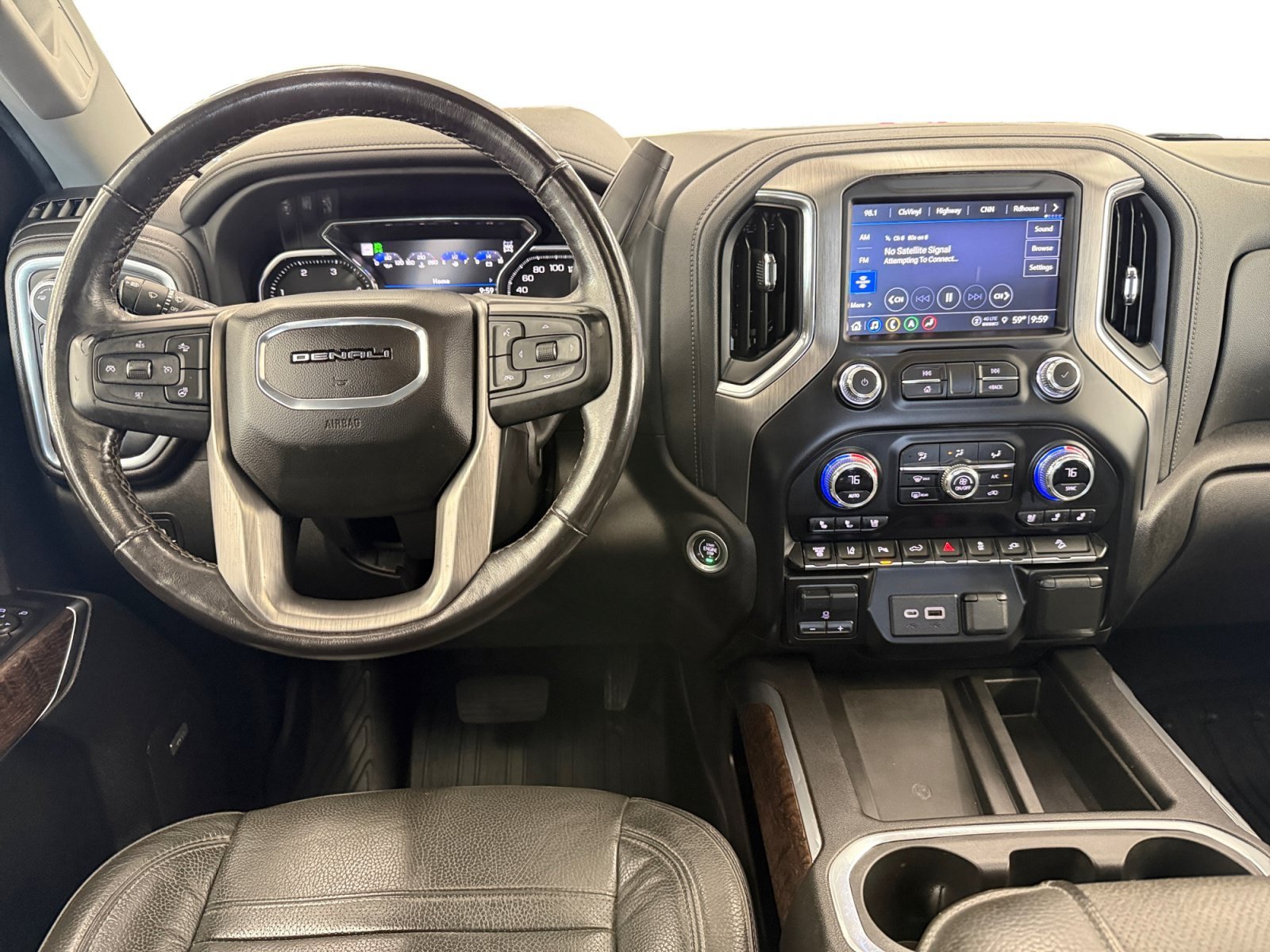 Used 2023 GMC Sierra 2500 Denali w/ Denali Ultimate Package AWD/4WD image 13