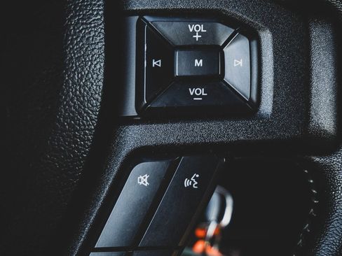 Used 2019 Ford F150 XLT w/ Equipment Group 302A Luxury image 14