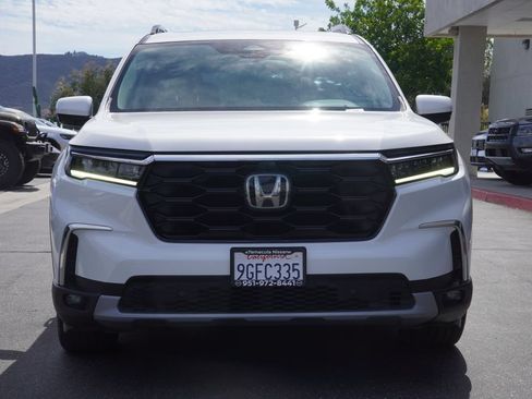 Used 2023 Honda Pilot Elite image 9