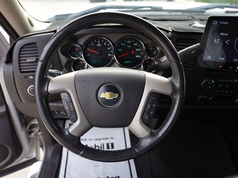 Used 2011 Chevrolet Silverado 1500 LT w/ All-Star Edition AWD/4WD image 13