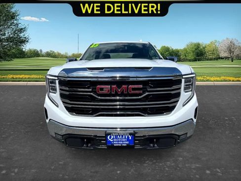Used 2025 GMC Sierra 1500 SLT AWD/4WD image 2