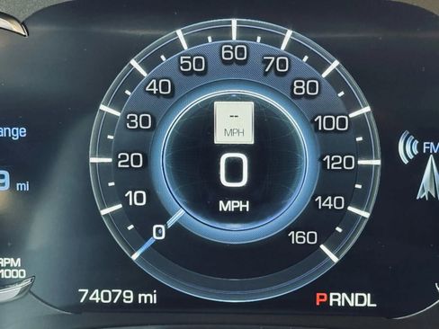 Used 2017 Cadillac Escalade Premium Luxury image 13