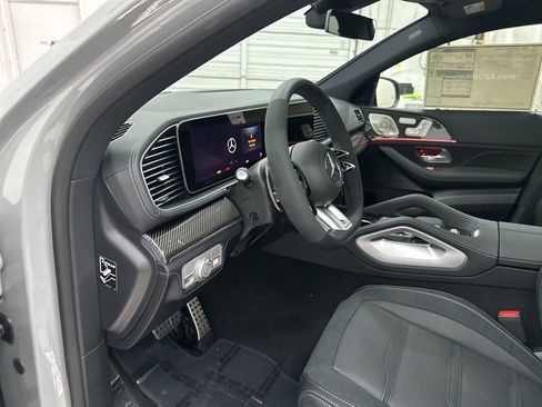 New 2026 Mercedes-Benz GLE 53 AMG 4MATIC Coupe image 9