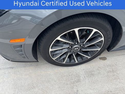 Used 2020 Hyundai Sonata Limited FWD image 2