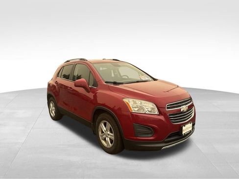 Used 2015 Chevrolet Trax LT w/ LT Plus Package FWD image 8