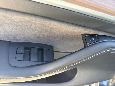 Used 2023 Tesla Model Y Long Range image 15