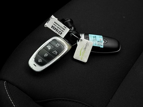 Used 2022 Hyundai Tucson SEL AWD/4WD image 38