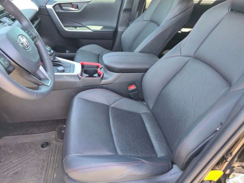 Used 2021 Toyota RAV4 TRD Off-Road w/ TRD Off-Road Weather Package AWD/4WD image 17