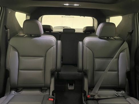 New 2026 Chevrolet Traverse Z71 w/ Driver Confidence Package image 14