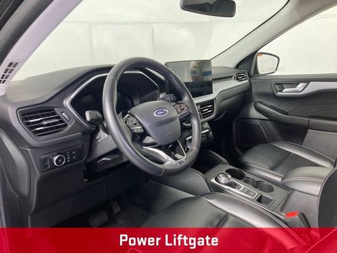 Used 2024 Ford Escape Platinum AWD/4WD image 14