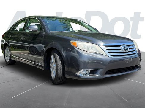 Used 2011 Toyota Avalon FWD image 1
