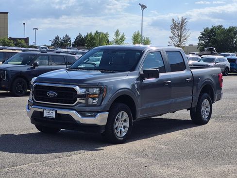 Used 2023 Ford F150 XLT AWD/4WD image 4