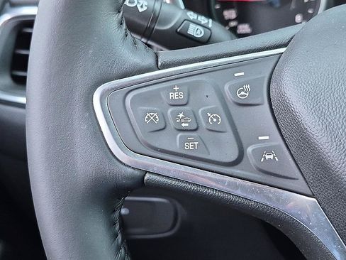 Used 2022 Chevrolet Equinox LT FWD image 17