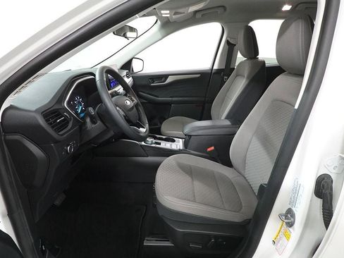 Certified 2022 Ford Escape SE w/ SE Sport Appearance Package image 23