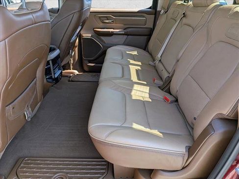 Used 2019 RAM 1500 Limited AWD/4WD image 18
