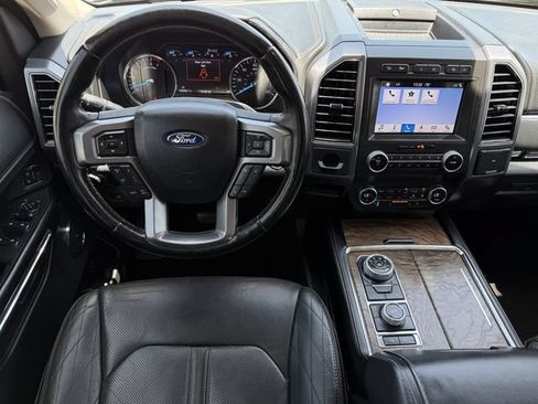 Used 2019 Ford Expedition Platinum AWD/4WD image 12