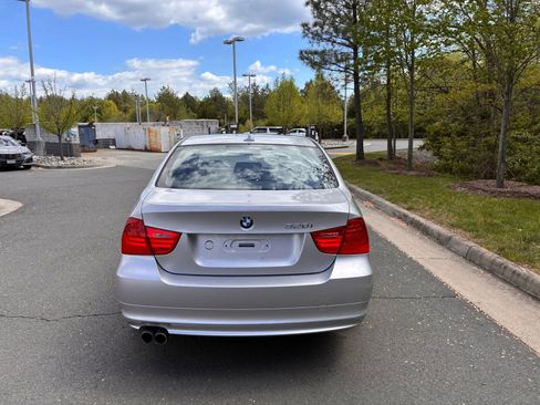 Used 2011 BMW 328i xDrive Sedan AWD/4WD image 7
