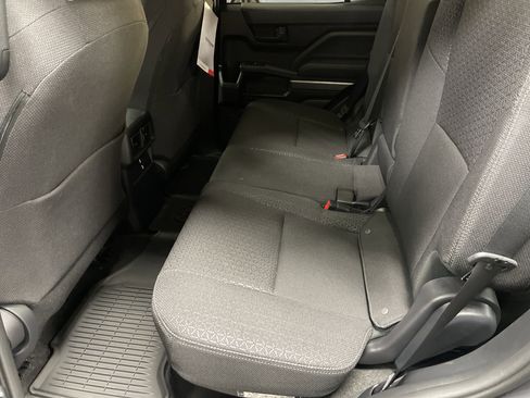 Certified 2025 Toyota 4Runner SR5 image 32