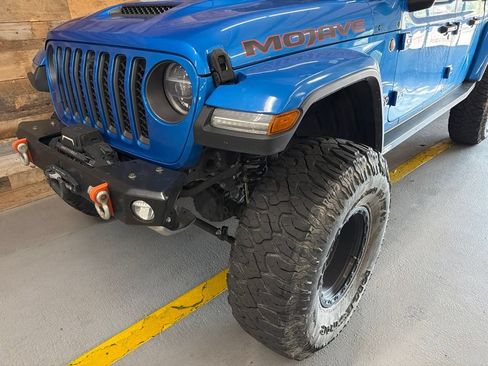 Used 2021 Jeep Gladiator Mojave AWD/4WD image 7