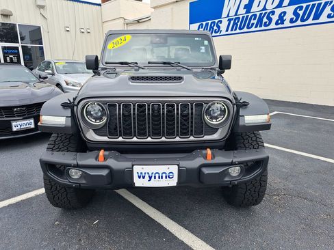 Used 2024 Jeep Gladiator Mojave w/ Technology Group image 2