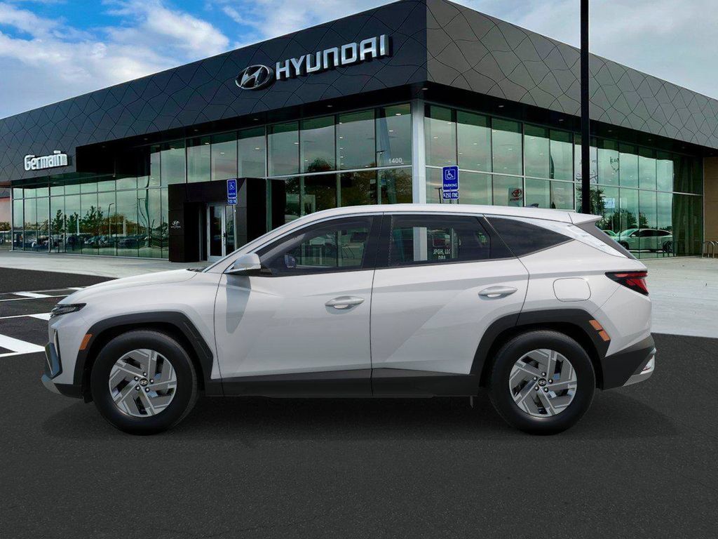 New 2026 Hyundai Tucson Blue SE AWD/4WD image 3