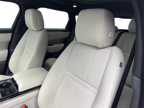 Used 2021 Land Rover Range Rover Velar R-Dynamic S image 27