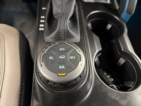 Used 2023 Ford Bronco Wildtrak AWD/4WD image 20