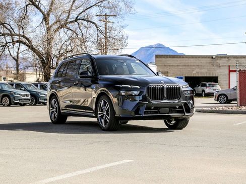 New 2026 BMW X7 xDrive40i w/ Executive Package image 7