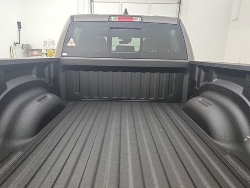 New 2026 RAM 1500 Laramie AWD/4WD image 31