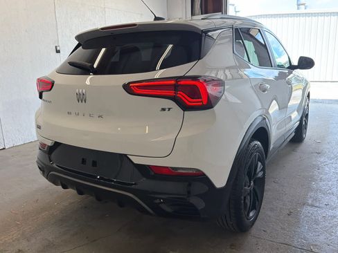 Used 2024 Buick Encore GX Sport Touring w/ Comfort Package FWD image 5
