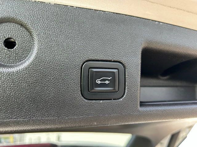 Used 2022 Chevrolet Equinox LT AWD/4WD image 44