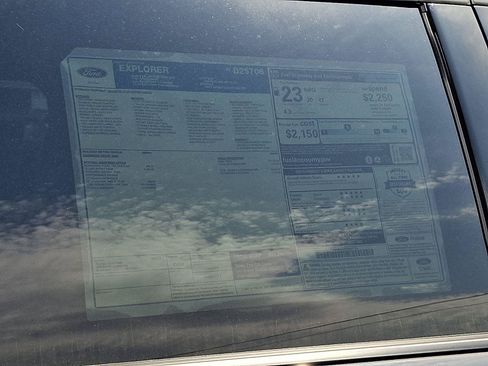 New 2026 Ford Explorer ST-Line w/ ST-Line Street Pack AWD/4WD image 19
