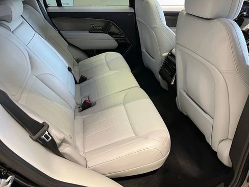 Used 2023 Land Rover Range Rover Sport SE AWD/4WD image 32