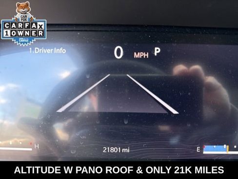 Used 2023 Jeep Grand Cherokee Altitude image 9