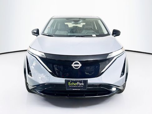 Used 2023 Nissan Ariya FWD image 2