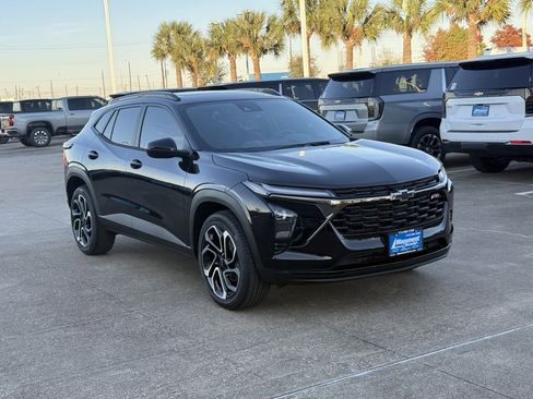 New 2026 Chevrolet Trax RS w/ Sunroof Package image 5
