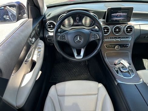 Used 2018 Mercedes-Benz C 300 4MATIC Sedan image 28